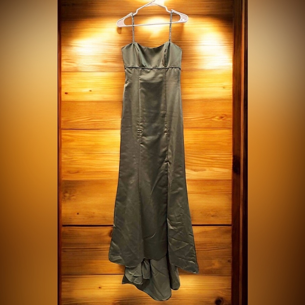 Alfred Angelo Strapless Olive Dress MEDIUM 14in pit to pit length 59-71in